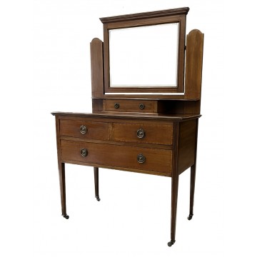 ANTIQUE DRESSING TABLE