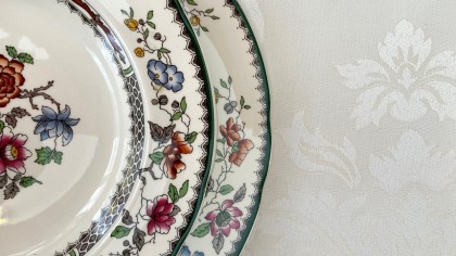 Collectible floral dinner set